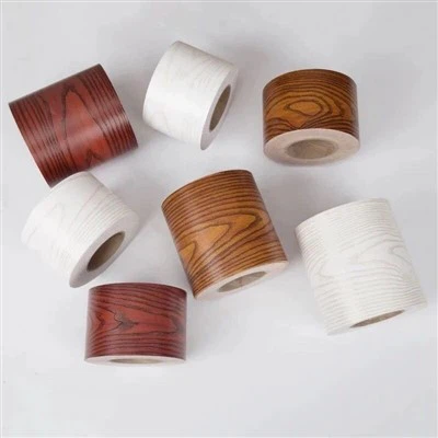 白いWPCドア装飾フィルム